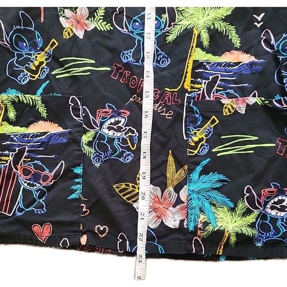 Disney Medical “Tropical Paradise” Lilo & Stitch V-Neck Scrub Top Size XS - Picture 6 of 9